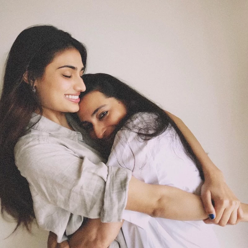 سونیل شتی/عطیه شتی