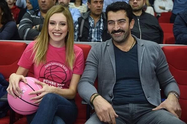 پرتاب کننده گان توپ صورتی برای حمایت از بیماران مبتلا به سرطان سینه!