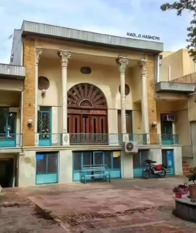 خانه پدر سالار