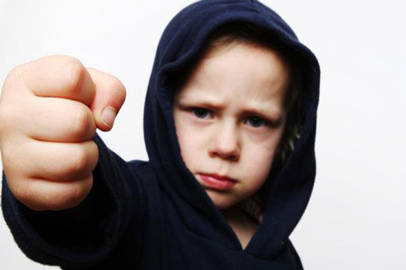 نحوه کنترل عصبانیت در کودکان