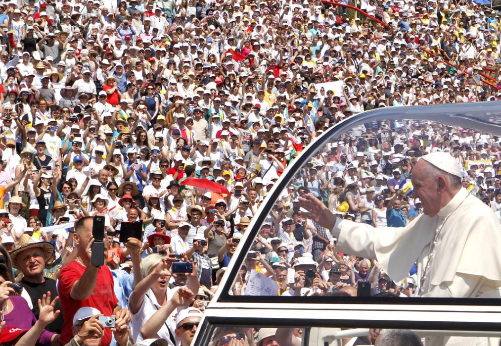 استقبال مردم بوسنی و هرزگوین از پاپ فرانسیس رهبر کاتولیک های جهان