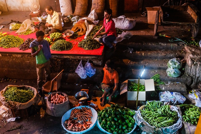 دست فروشان میوه در دهلی نو هند