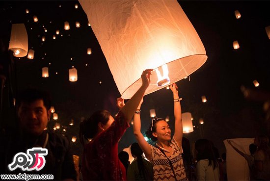 فستیوال پرتاب فانوس ها به آسمان در شیانگ مای تایلند