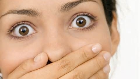 بوی بد دهان بوی بد دهان