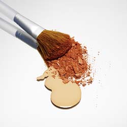 رژگونه زدن رژگونه زدن