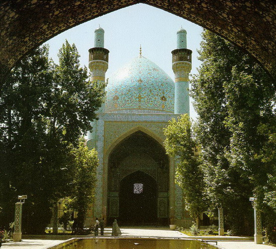 مدرسه چهارباغ اصفهان