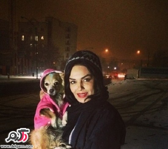 جدیدترین عکس سارا خویینی ها و سگش در هوای برفی