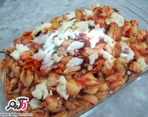 دستور تهیه پاستا باسس ریحان و گوجه فرنگی