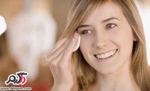 آموزش نحوه پاک کردن آرایش چشم