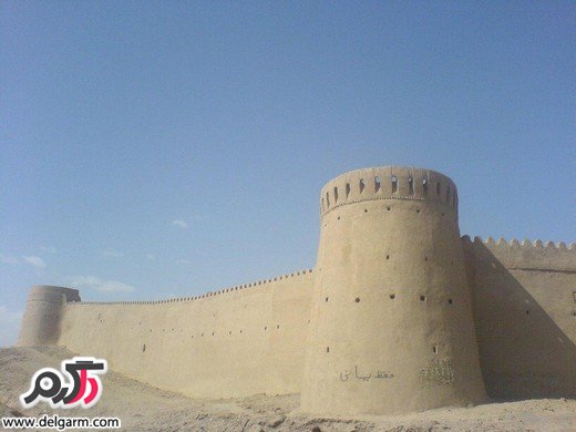 آشنایی با مکان تاریخی ارگ انار