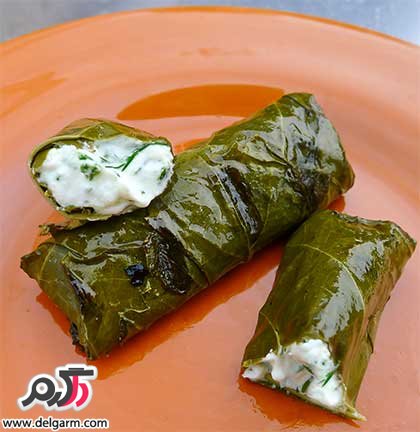 روش تهیه دلمه برگ مو مخصوص صبحانه روش تهیه دلمه برگ مو مخصوص صبحانه