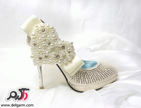 کفش عروس نگین کاری شده بسیار جذاب
