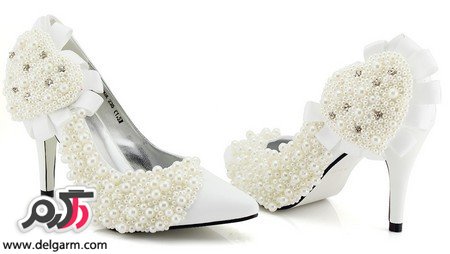 کفش عروس سفید همراه با برندهای معروف