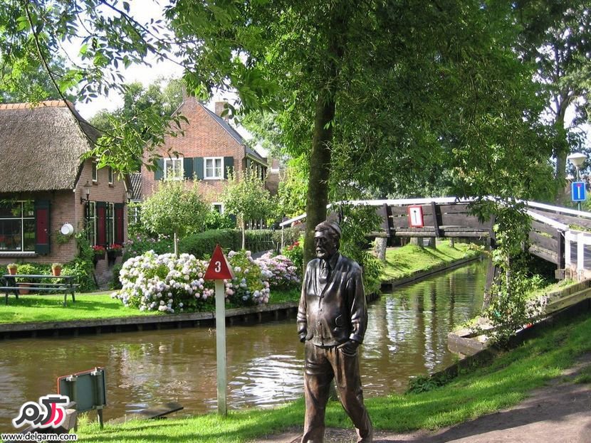 روستا Giethoorn یا ونیز هلند ..!! روستا Giethoorn یا ونیز هلند ..!!