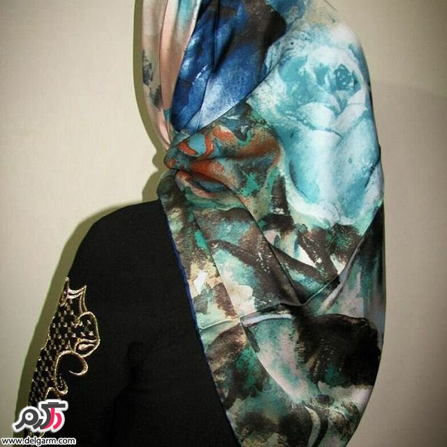 عکس از شال و روسری عکس از شال و روسری