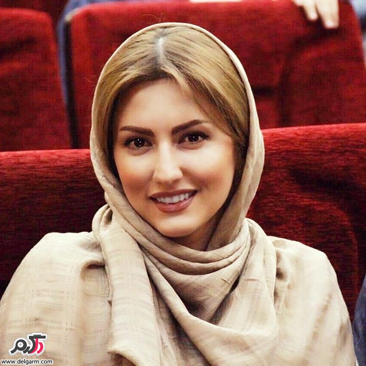 بیوگرافی + عکس های جدید از سمیرا حسینی