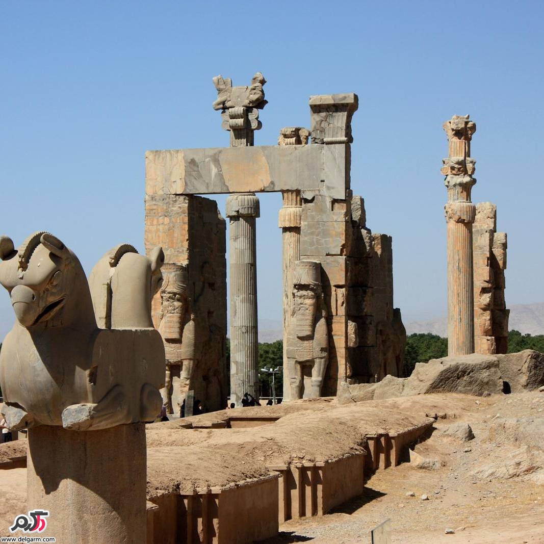 ‫مکان های دیدنی شیراز‬‎ جاذبه های گردشگری تاریخی شیراز