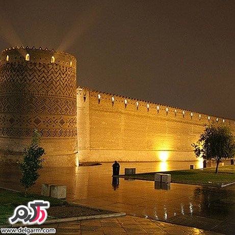‫مکان های دیدنی شیراز‬‎ جاذبه های گردشگری تاریخی شیراز