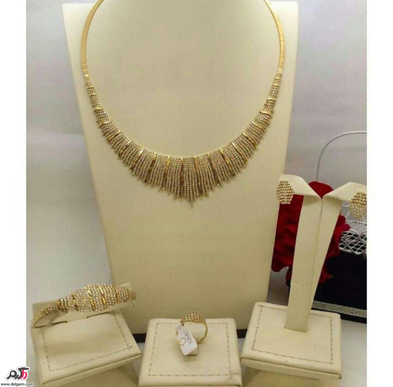 سرویس طلا شاهانه