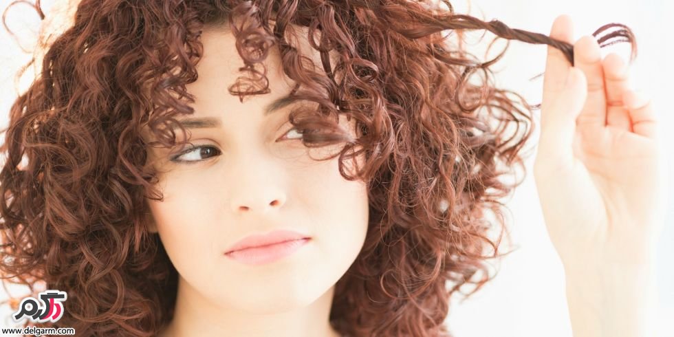 چند حرکت ساده برای فر کردن مو در منزل چند حرکت ساده برای فر کردن مو در منزل