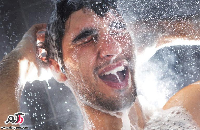 دوش گرفتن صبح مزایای بیشتری دارد دوش گرفتن صبح مزایای بیشتری دارد