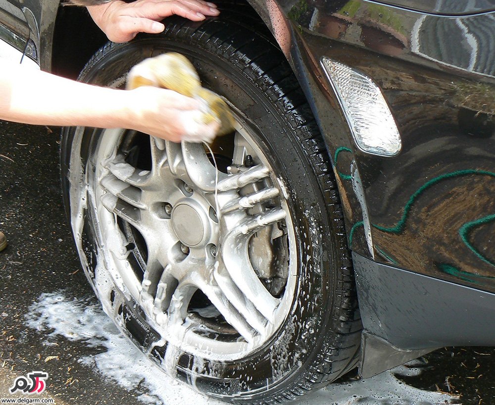 چگونه می توانید لاستیک یا تایر خودرو را حرفه ای بشویید؟