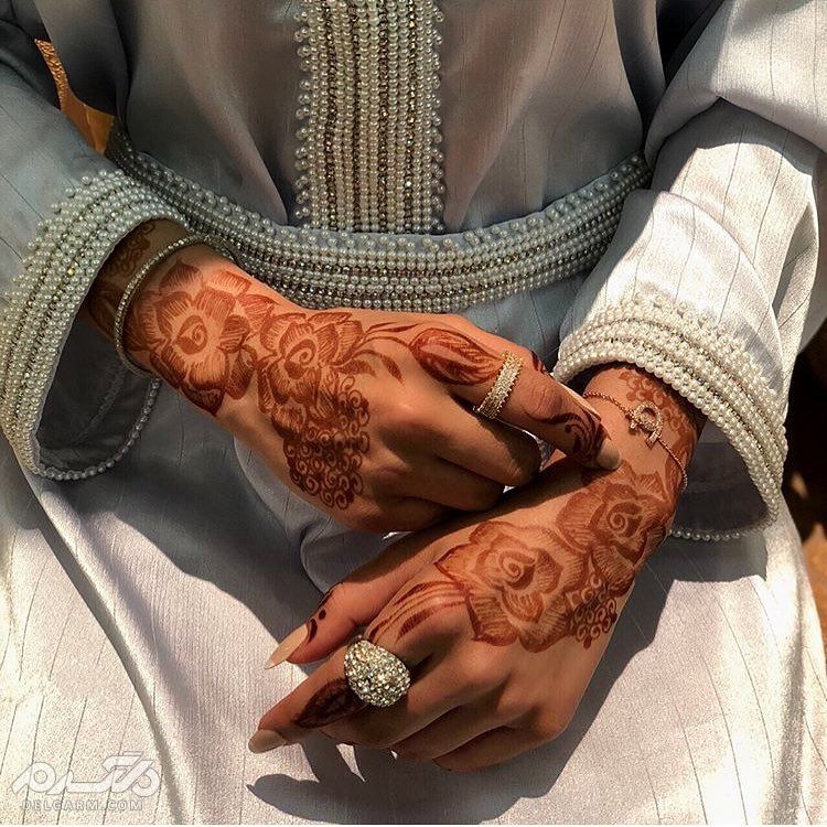 طرح حنا روی دست / شیک ترین مدل های طراحی دست با حنا