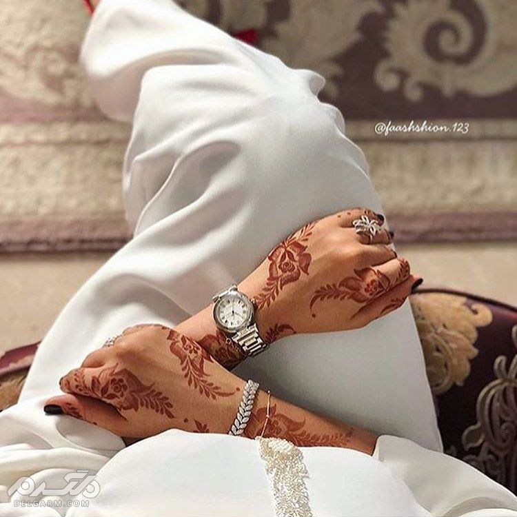 طرح حنا روی دست / شیک ترین مدل های طراحی دست با حنا