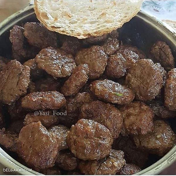 تزیین غذا کباب شامی