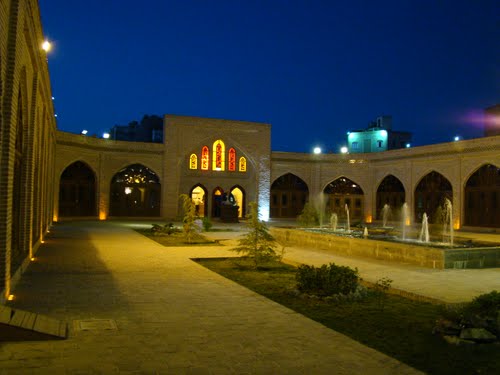 جلوه کهنه دیار خراسان در سیمای کاروانسراها - - رباط شرف - یادگاری از عهد سلطان سنجر سلجوقی است