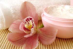 کرمهای روز و شب ,کرم مرطوبکننده ,کرم ضدآفتاب