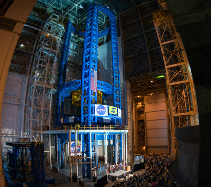 vertical-assembly-center