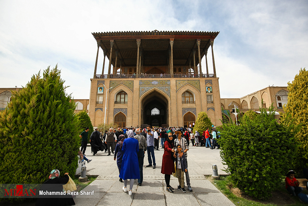 گردشگران نوروزی در اصفهان