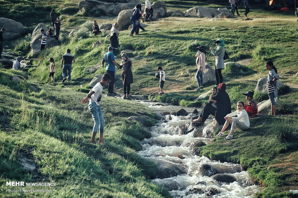 تصاویری از آب و هوای خنک تابستان ۹۸ همدان