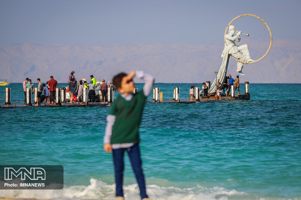 جزیره زیبای کیش در روز ملی خلیج فارس