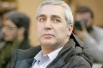 شوخی عجیب آقای مجری با ابراهیم حاتمی کیا در جشنواره فجر !!