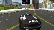 بازی حرکات نمایشی با ماشین پلیس