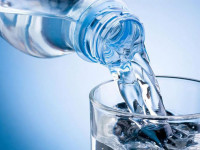 تفاوت آب معدنی و آب آشامیدنی تصفیه شده در چیست؟