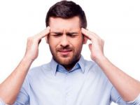 علت ایجاد سردرد کافئین چیست؟ چگونه این عارضه را درمان کنیم؟