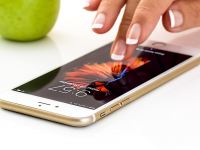 چجوری گوشی موبایل و تبلت خود را تمیز کنیم ؟