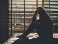 افسردگی شبانه چیست ؟ 5 راهکار طلائی برای درمان آن