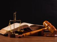 آیا تصویر برداری و فیلم برداری مخفیانه جرم است ؟