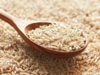 برنج قهوه ای چیست ؟ ۱۰ خاصیت فوق العاده ی آن در درمان بیماری ها