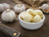 از خواص و ارزش غذایی سیر بیشتر بدانید