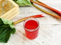 طرز تهیه شربت ریواس و فواید آن از نظر طب سنتی