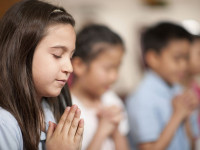 متن دعا و نیایش در مراسم صبحگاه مدارس