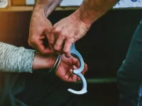 شرایط وثیقه گذاشتن و مرخصی زندانیان مالی و مواد مخدر در ایران