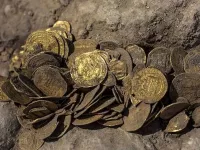 قوانین پیدا کردن گنج : آیا پیدا کردن گنج یا عتیقه در ملک شخصی جرم دارد ؟
