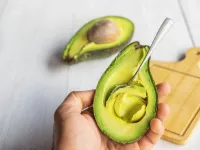 چگونه آووکادو رسیده را تشخیص دهیم؟