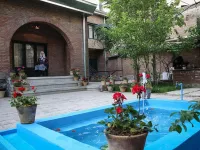 موزه خانه جلال و سیمین کجاست ؟